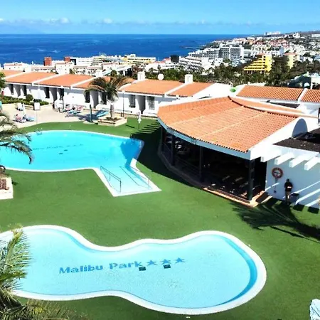 Modern Apartment, Wifi, Pool, Beach, Tenerife South Apartamento *