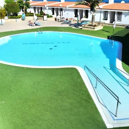 Modern Apartment, Wifi, Pool, Beach, Tenerife South