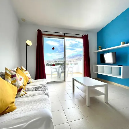 Modern Apartment, Wifi, Pool, Beach, Tenerife South Apartment Costa Adeje (Tenerife)