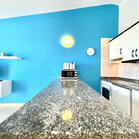 Apartment Modern Apartment, Wifi, Pool, Beach, Tenerife South *