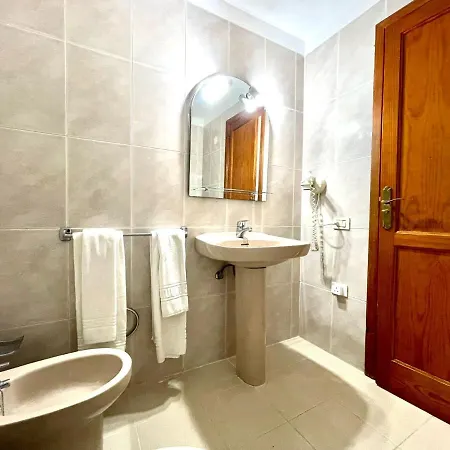 Modern Apartment, Wifi, Pool, Beach, Tenerife South Apartment Costa Adeje (Tenerife)