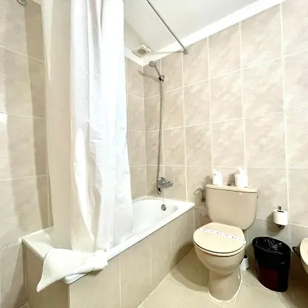 Modern Apartment, Wifi, Pool, Beach, Tenerife South Apartment