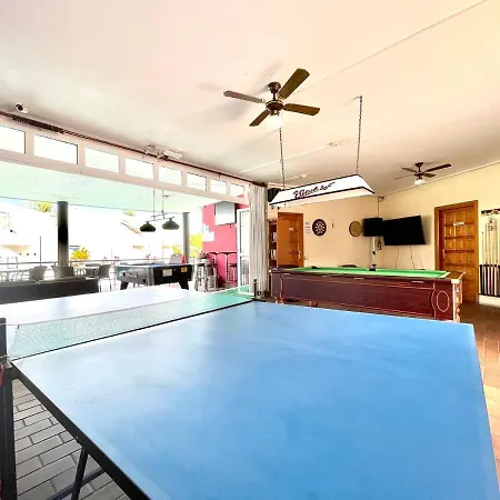 Modern Apartment, Wifi, Pool, Beach, Tenerife South * Costa Adeje (Tenerife)